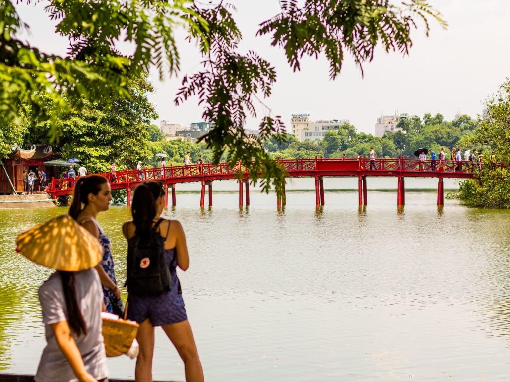 Hoan Kiem Lake